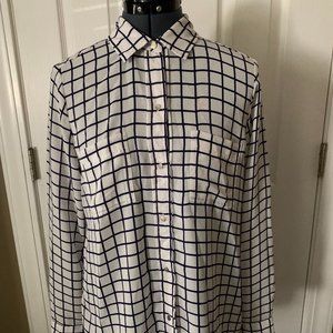 Liz Claiborne, Size M, White and Navy Blouse